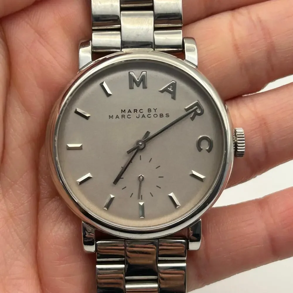 Marc by Marc Jacobs Women's Baker Watch Silver-tone Working New Battery